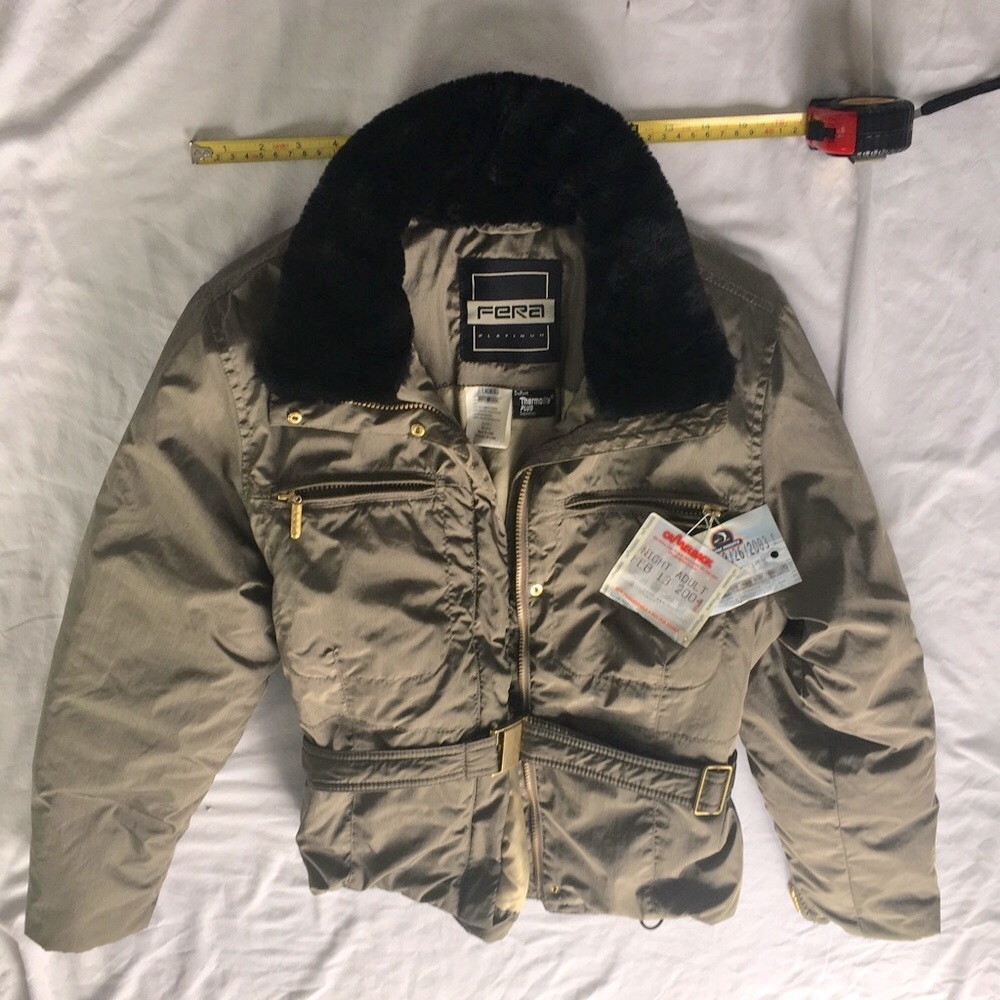 Y2k EUC Fera platinum bronze metallic Thermolite ski jacket with black faux fur